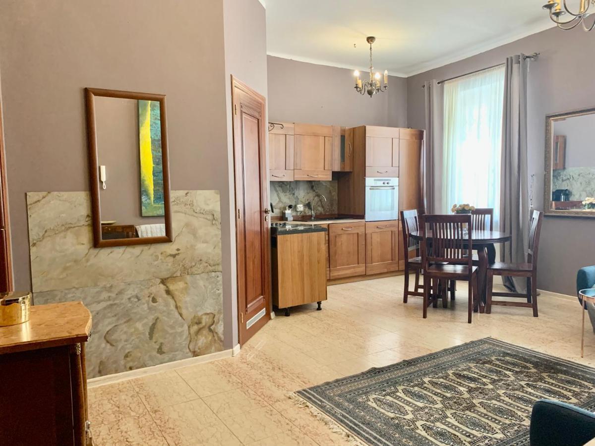 Beautiful And Charming Apartment In The Heart Of The Old Town Varšava Exteriér fotografie
